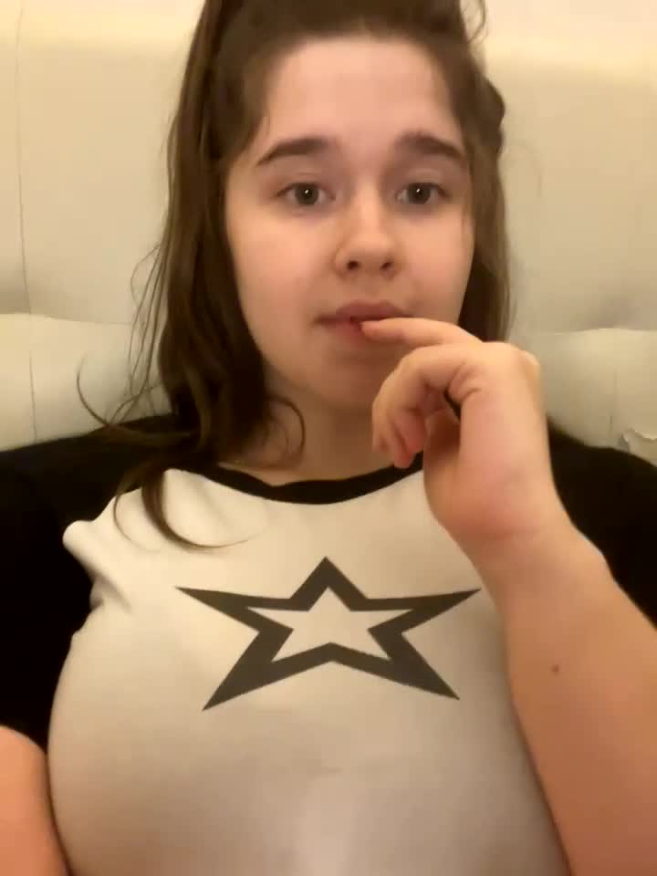 HornyGirlH