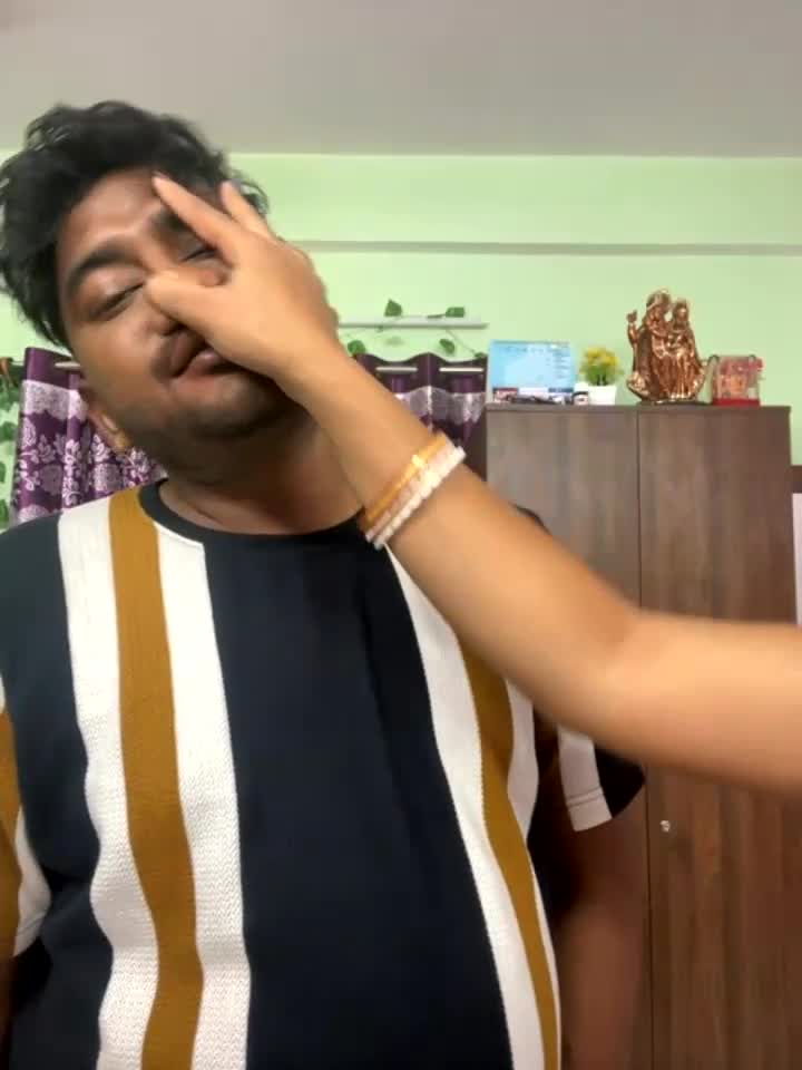 V-Hot-Sweti
