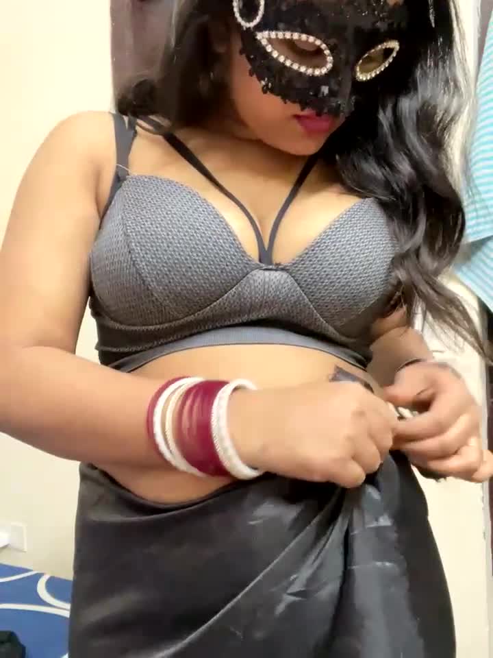 Horny_Riya_bHabhi